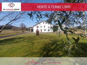 Maison 8 pièces 235 m2