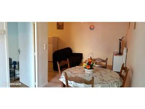 F2 meublé 45m2 tres bon état plein centre Courson les carrieres 16mn sud Auxerre