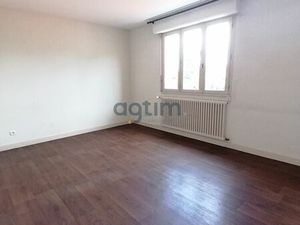 Studio 1 pièce 33 m²