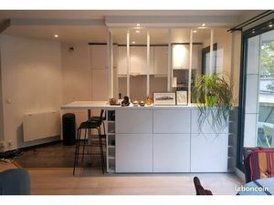 JJoffrin F2 Meublé 52 m2 + balcon