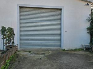 Hangar de stockage baleone