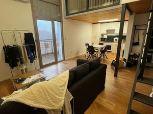 F2 lumineux avec parking et balcon