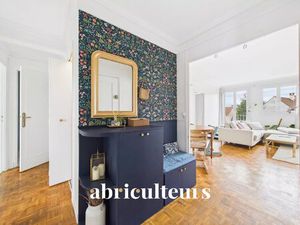 Coup de coeur - 4/5 pièces de 81 m2 - Rénové  spacieux  lumineux et avec balcon - Chevilly