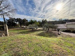 Terrain constructible viabilisé à vendre