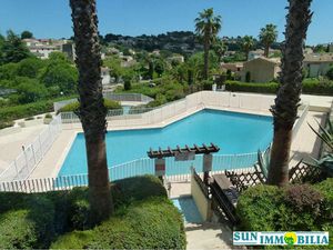 Studio Vue sur Piscine - VENCE