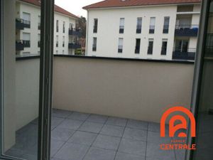 MEYZIEU T3 AVEC GARAGE