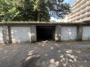 Vente Garage et parking à Angers (49000) : à vendre / Angers
