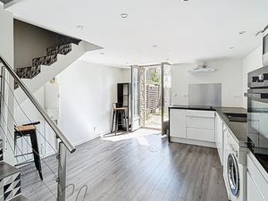Maison avec 2 chambres en location à Nanteuil-Lès-Meaux (77)