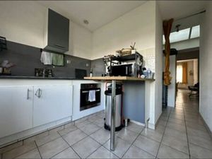 F2 terrasse jardin chauf+eau compris