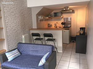 F2 meublé avec courette Rouen droite