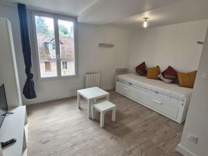 Studio meublé 25 m² – Tout inclus (électricité + Internet) – Lisieux