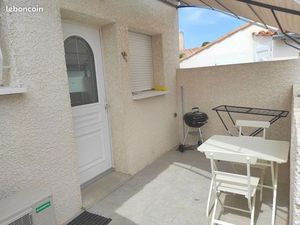 Particulier à Particulier Studio cosy entièrement meublé et équipé - 15 kms Béziers Dispon