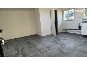 Loue studio Arpajon 29 m2