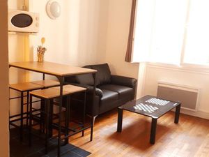 CENTRE DE NANTES  dans résidence privée T2