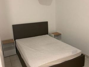 Studio bis avec balcon et parking