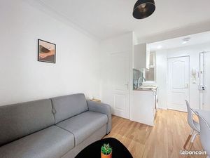 Studio 1 pièce 14 m²