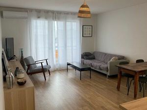 Appartement lumineux T3 de 76 m² – Dernier étage avec balcon