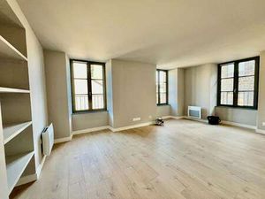 Location Appartement 2 pièces à Saint-Brieuc (22000) : à louer 2 pièces / 47m² Saint-Brieu