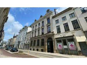 Bureau à louer dans magnifique maison de maître au centre d