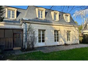 Location maison  m² T-5 à Versailles  4 000 €