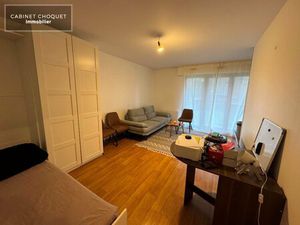 LILLE - VAUBAN - PROX LA CATHO - ENTRE RUE MEUREIN RUE DU PORT - METRO GAMBETTA - STUDIO E