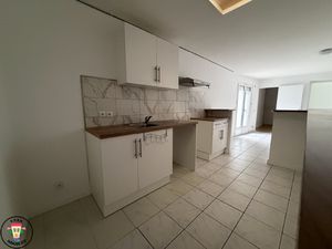 Bureaux indépendants en maison 81 m2  patio privatif et ga