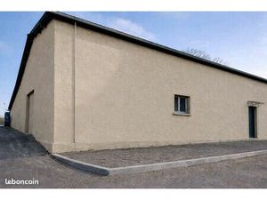 Maison 4 pièces 570 m²