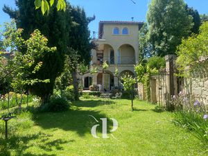 Maison de ville à Lectoure avec jardin et vue