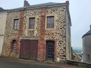 VENTE- MAISON DE VILLAGE - SECTEUR DE BRULON
