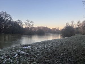Étang de loisirs à louer à Traînou Cadre naturel  pêche et