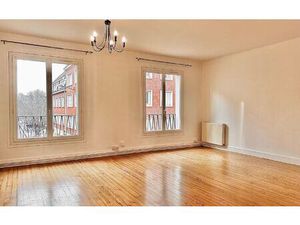 Location appartement  m² T-3 à Beauvais  900 €