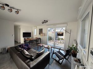 F3 Quasi Neuf - 61 m² - Entrée privative - Faibles charges - Quartier calme