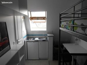 Studio 13m2 Place de Clichy