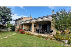 Maison avec piscine rue Bellevue