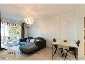 Appartement 3 pièces 55 5 m² Nice Sainte-Marguerite