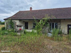 Maison a rénover entièrement