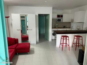 F2 meublé – très calme - rez-de-chaussée - proche CHU