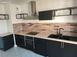 Grand T2 NON MEUBLÉ 57 m² – Rouen Centre Pasteur – Parking XL + Rangement – Jardin partagé