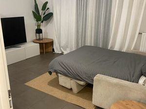 Studio meublé à louer