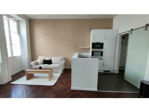 Appartement t2 meublé – centre-ville d’ancenis