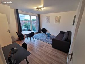 T2 meublé (47m2+terrasse) métro