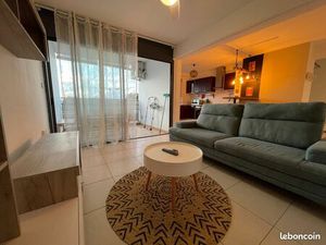 T2 meublé avec piscine  varangue et garage – Saint-Denis