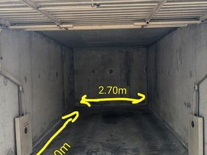 Garage box fermé de 15.6m²
