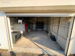 Location garage/stokage isole 20m2