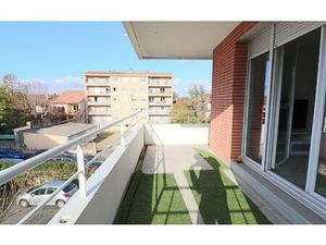 Location appartement  m² T-2 à Montauban  589 €