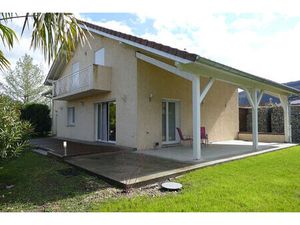 A LOUER - Maison Meublée avec garage - Gaillard