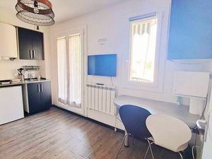 Studio Balcon Parking