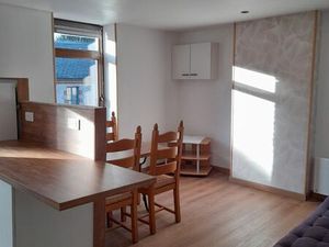 Appartement rénové à louer