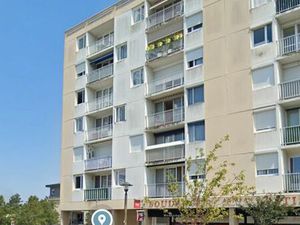 F4 meublée entièrement rénovée à Caucriauville