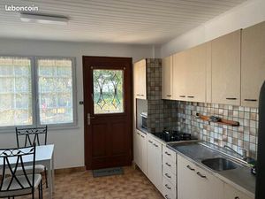 Studio spacieux en rez-de-jardin